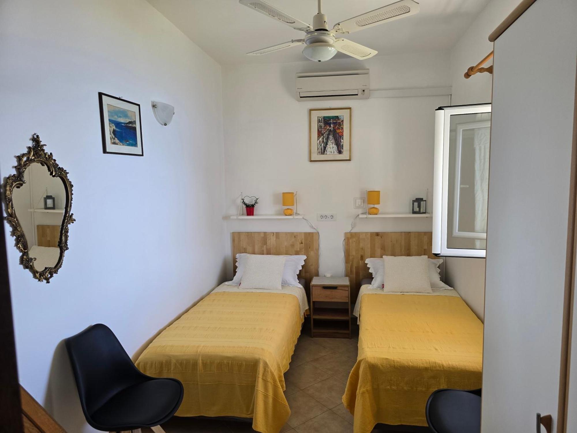 Apartments Bajo - Free Parking Dubrovnik Eksteriør bilde
